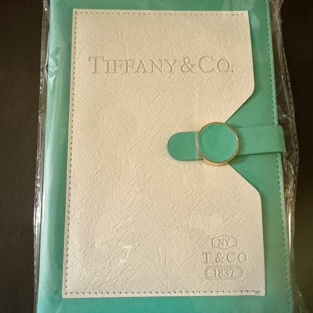 Tiffany & Co. Aqua and White Notebook with Gold Ring